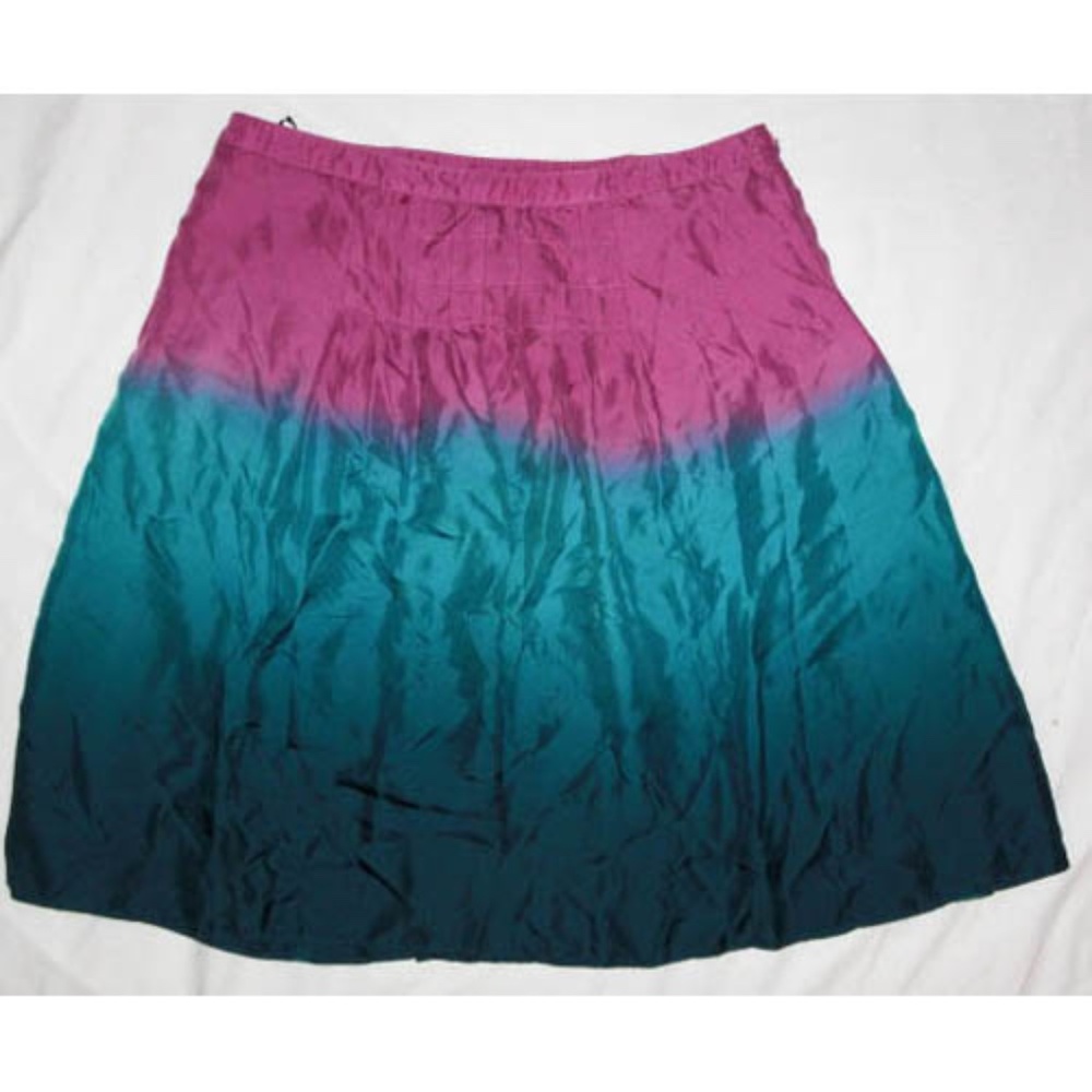NWOT Women's Nine West Pink/Teal Green Tiered SILK Skirt Size 8